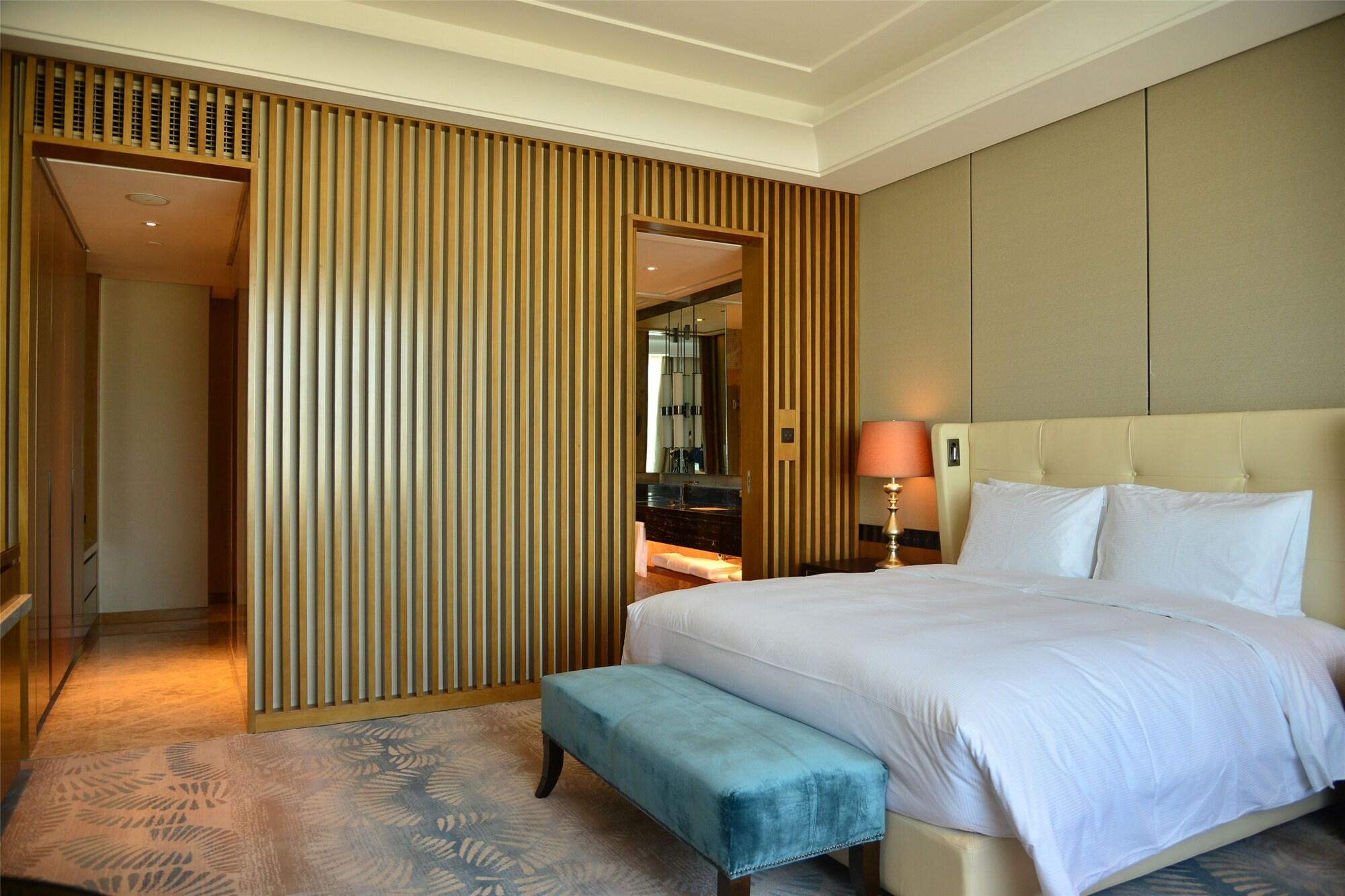 Hilton Urumqi Buitenkant foto