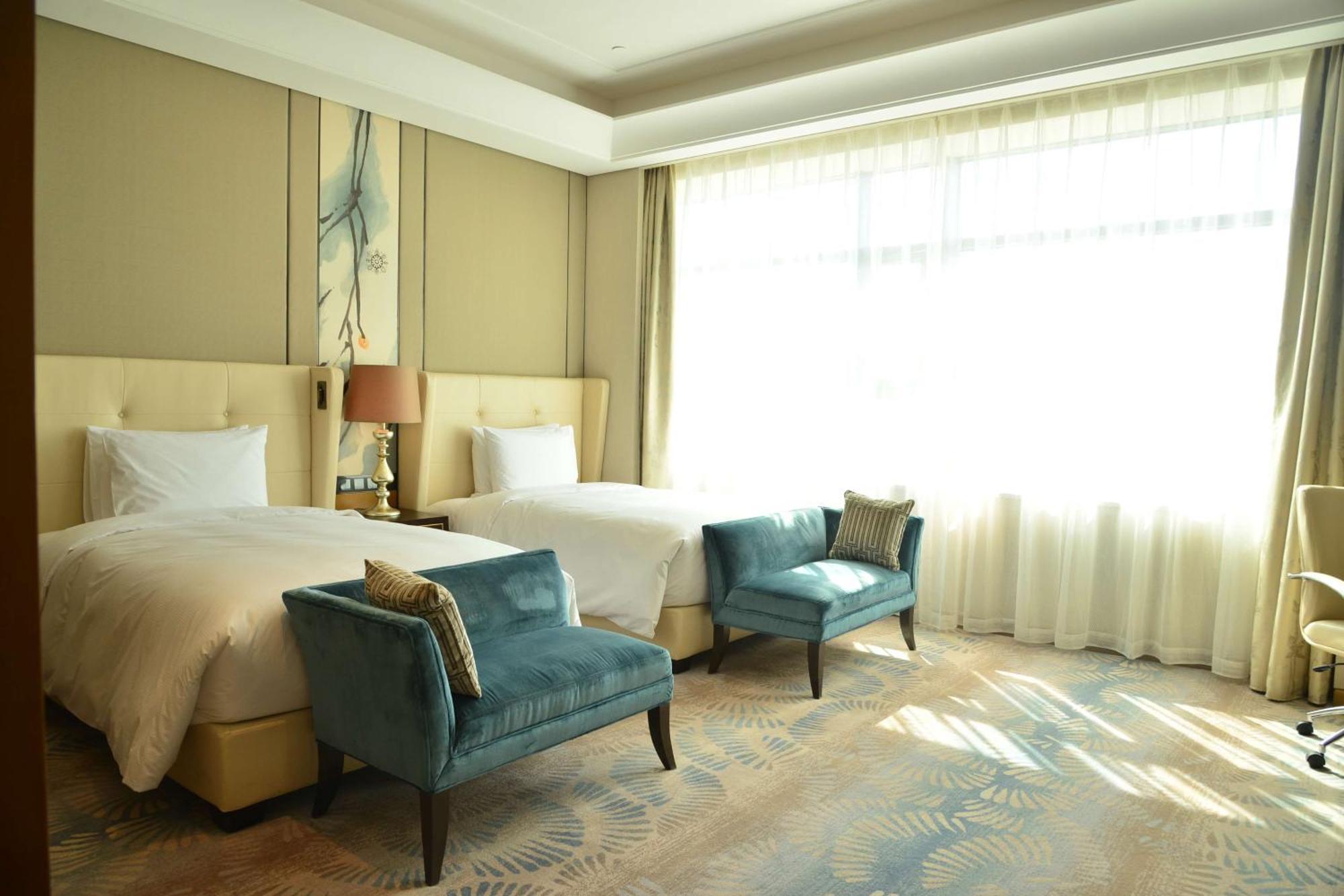 Hilton Urumqi Buitenkant foto